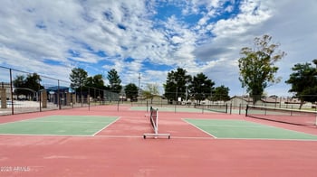 2404 Rue De Lamour Ave, Phoenix, AZ 85029
