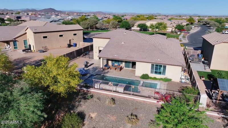 24042 170th Ln, Surprise, AZ 85387