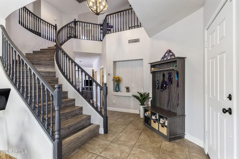 2405 Barbie Ln, Phoenix, AZ 85085