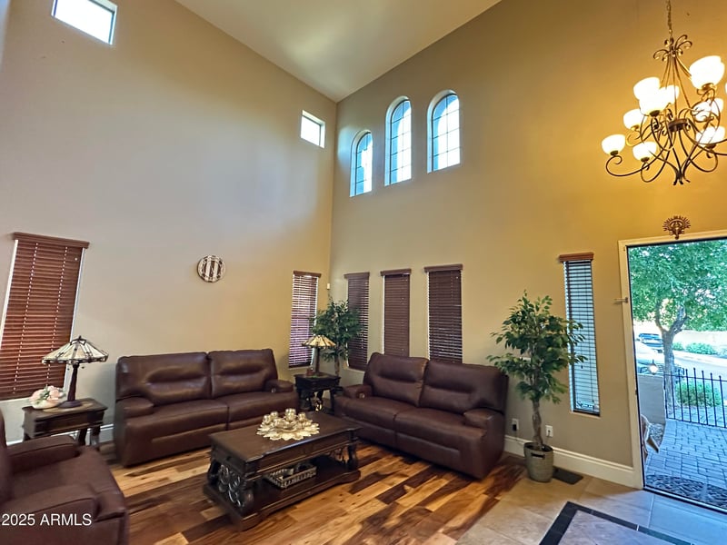 2405 Charlotte Dr, Phoenix, AZ 85024