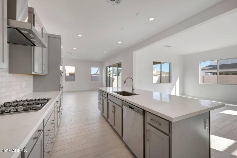 2405 E Leccino Dr, San Tan Valley, AZ 85140
