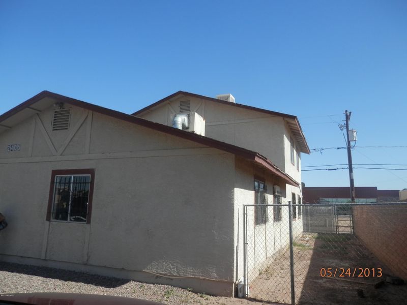 2405 E Pueblo Ave, Phoenix, AZ 85040