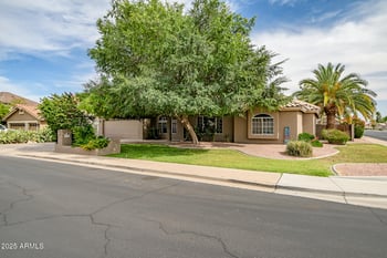 2405 Lynwood Cir, Mesa, AZ 85213