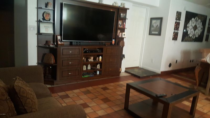 2405 W Luke Ave, Phoenix, AZ 85015