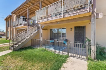 2406 Campbell Ave #143, Phoenix, AZ 85015