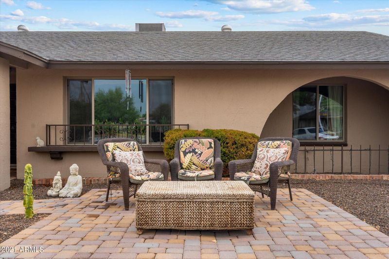 2406 E La Jolla Dr E, Tempe, AZ 85282