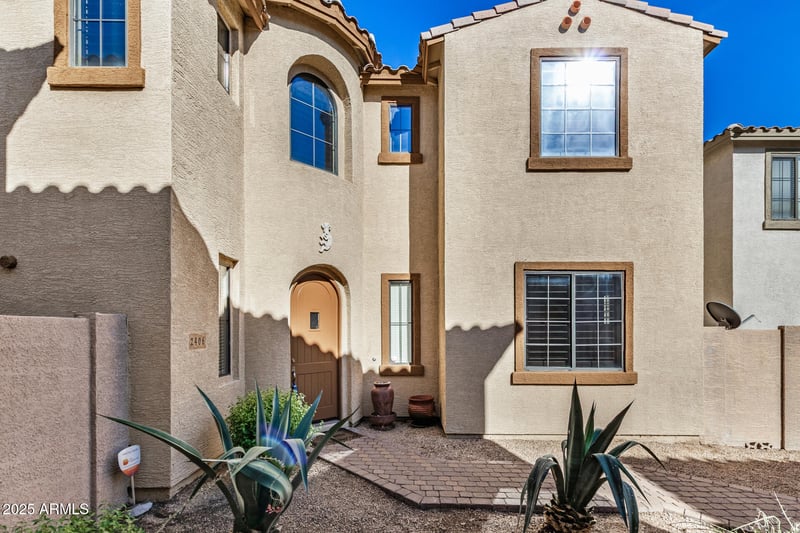 2406 Jake Haven, Phoenix, AZ 85085