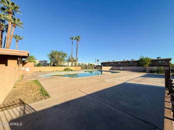 2406 W Campbell Ave #144, Phoenix, AZ 85015