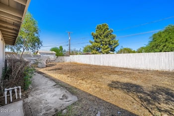 2406 W Marlette Ave, Phoenix, AZ 85015