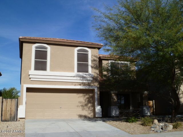 2406 W White Feather Ln, Phoenix, AZ 85085