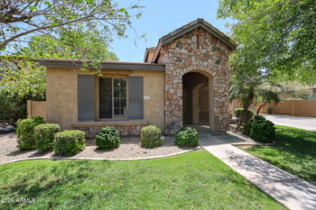 2407 Glacier Pl, Chandler, AZ 85249