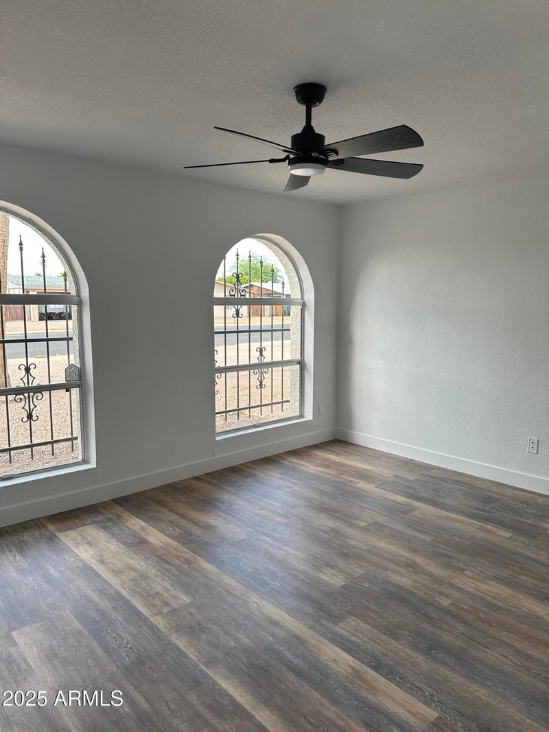 2407 Encanto St, Mesa, AZ 85213