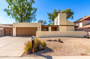 2407 Paradise Ln, Phoenix, AZ 85023