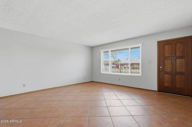 2407 Laurel Ln, Phoenix, AZ 85029