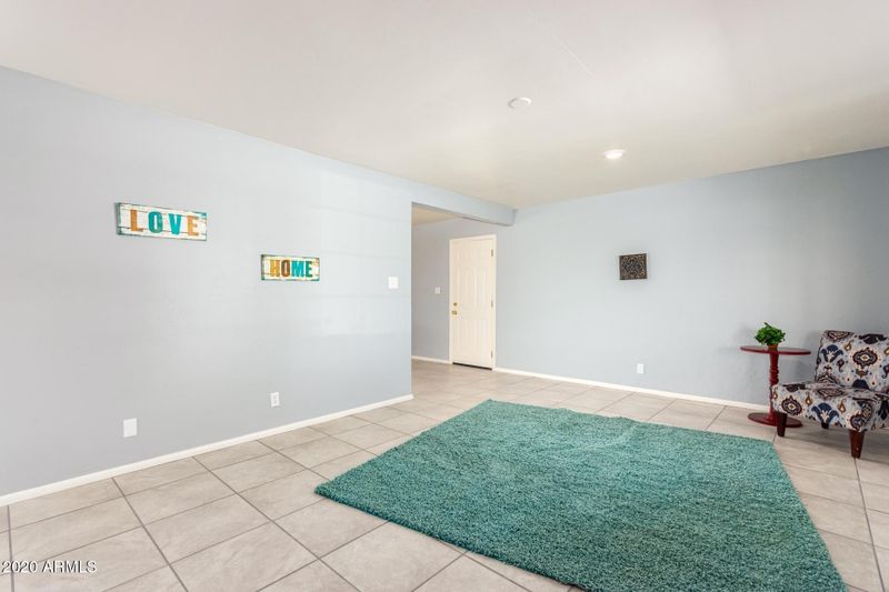 2407 W Osborn Rd, Phoenix, AZ 85015