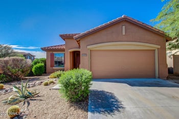 2407 Warren Dr, Anthem, AZ 85086