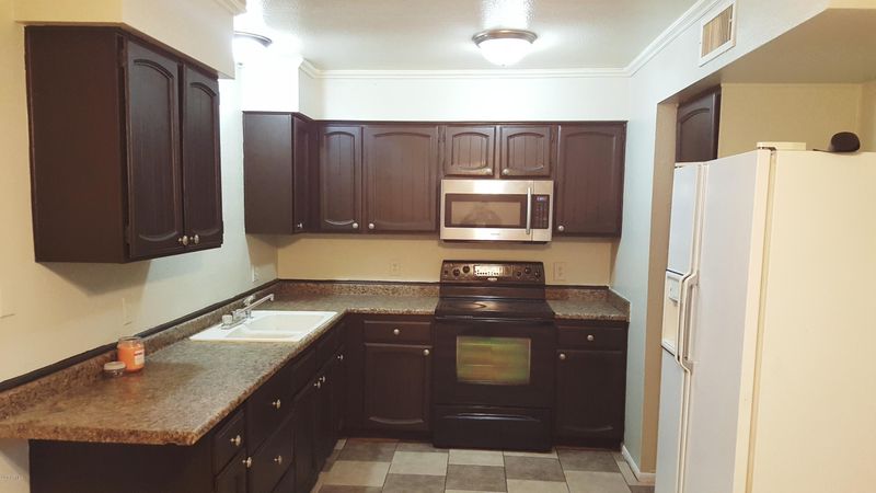 2408 N 68th Dr, Phoenix, AZ 85035