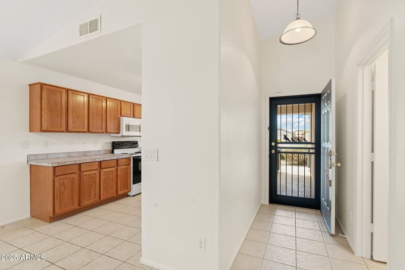 2408 Oberlin Way, Phoenix, AZ 85085