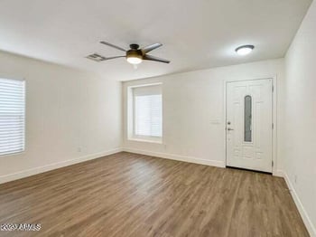 2408 Skinner Dr, Phoenix, AZ 85085