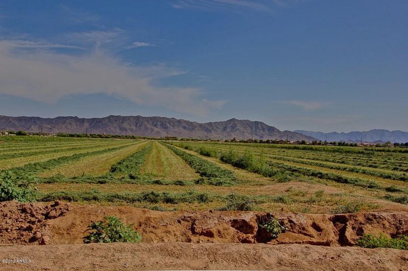 2408 W Roeser Rd, Phoenix, AZ 85041