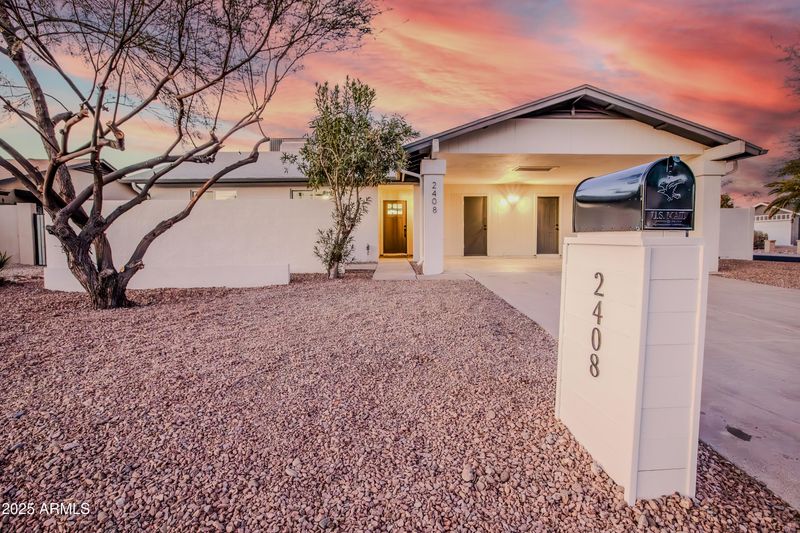 2408 W Willow Ave, Phoenix, AZ 85029