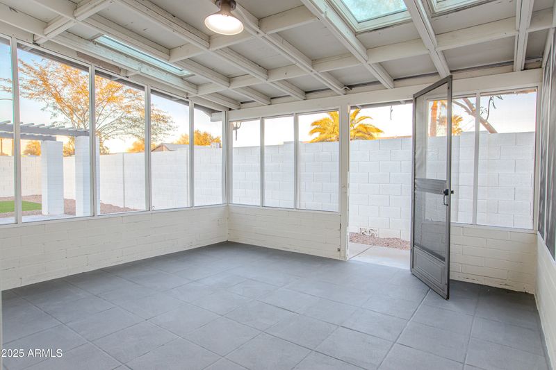 2408 W Willow Ave, Phoenix, AZ 85029