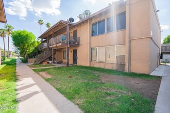 2409 Hazelwood St #74, Phoenix, AZ 85015