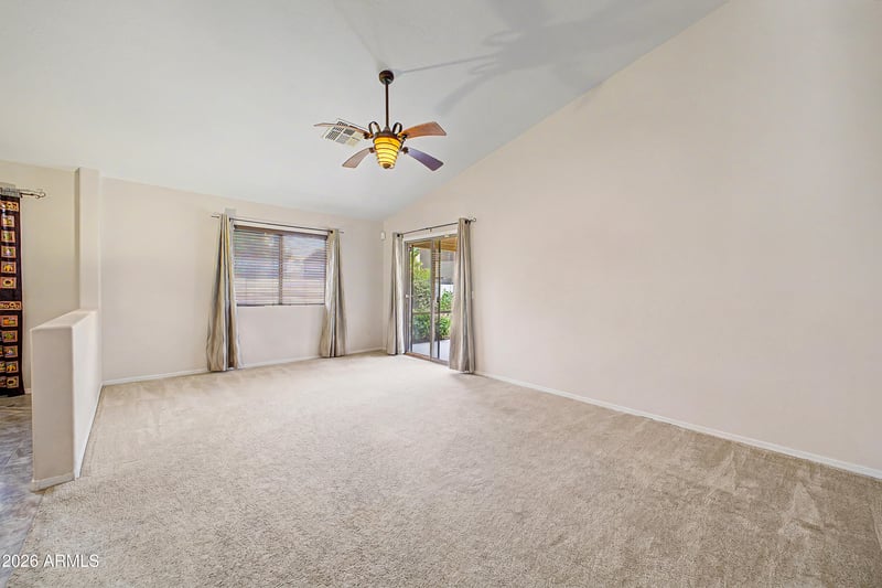 2409 Allens Peak Dr, San Tan Valley, AZ 85144