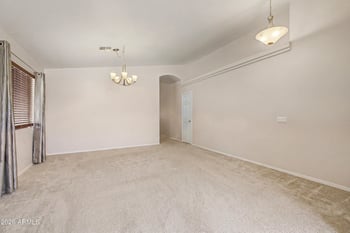 2409 Allens Peak Dr, San Tan Valley, AZ 85144