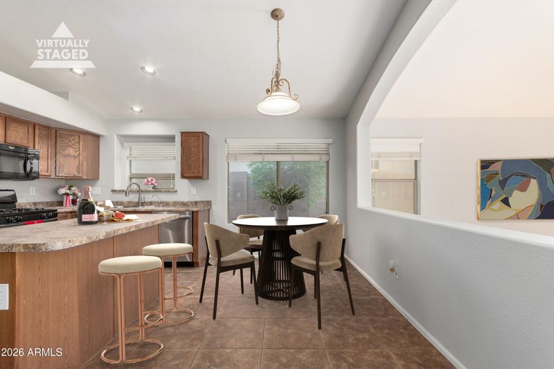 2409 W Bent Tree Dr, Phoenix, AZ 85085