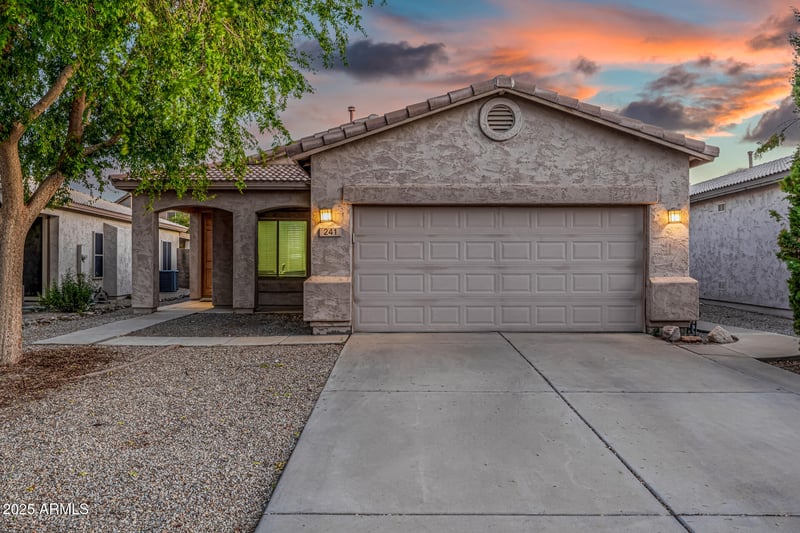 241 Mountain View Rd, San Tan Valley, AZ 85143