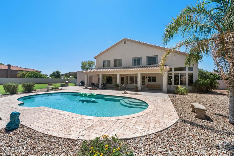 241 S Equestrian Ct, Gilbert, AZ 85296
