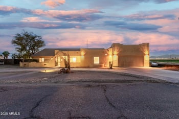 2410 186th Dr, Goodyear, AZ 85338