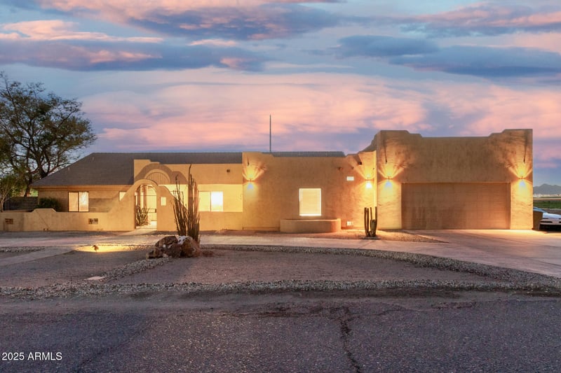 2410 186th Dr, Goodyear, AZ 85338