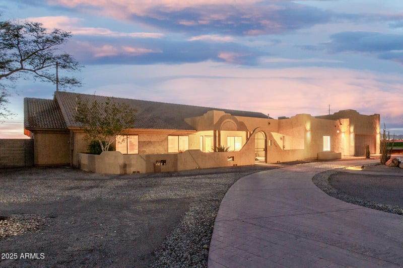 2410 186th Dr, Goodyear, AZ 85338