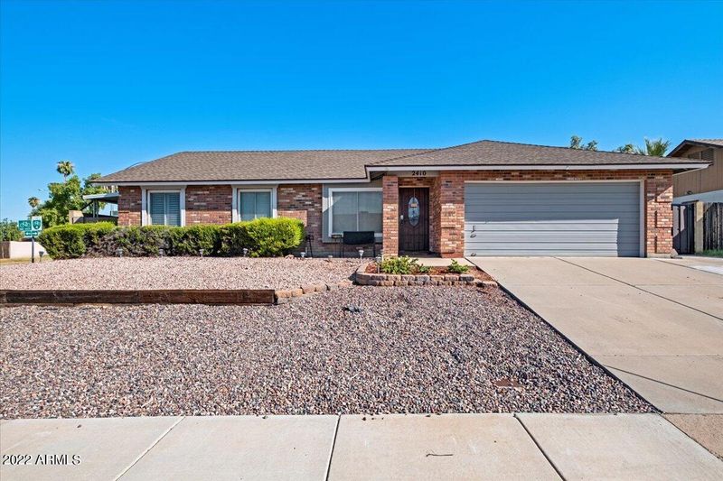 2410 E Calypso Ave, Mesa, AZ 85204