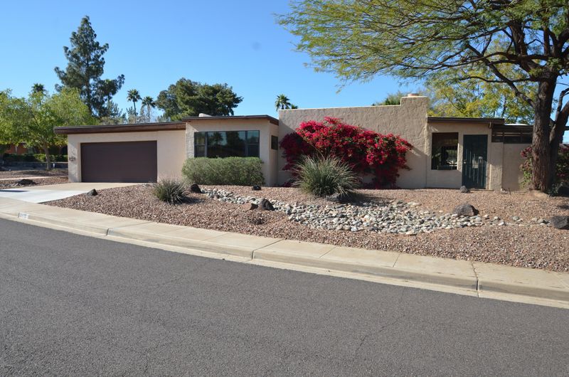 2410 E Cheryl Dr, Phoenix, AZ 85028