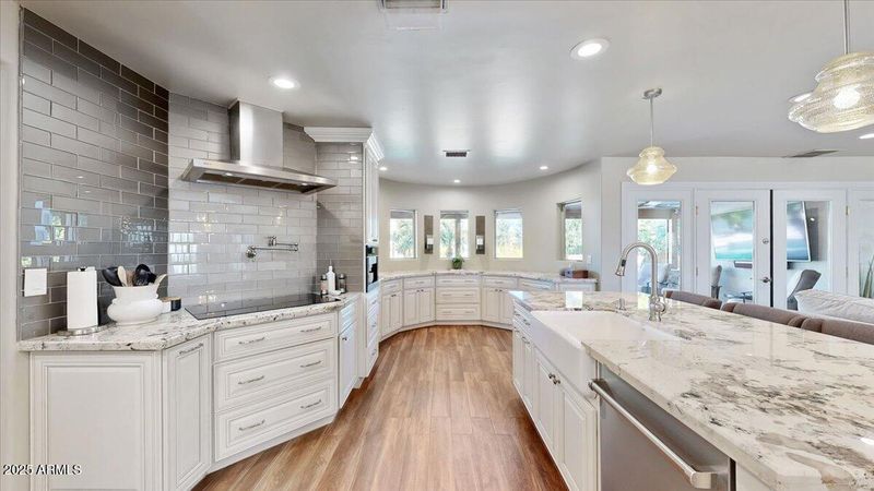 2410 E Cholla St, Phoenix, AZ 85028