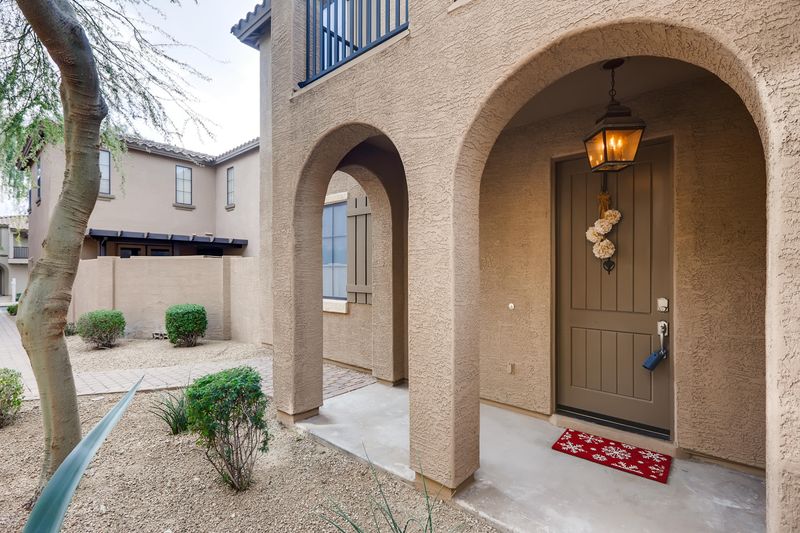 2410 W Jake Haven, Phoenix, AZ 85085