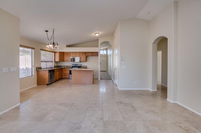 2411 W Blue Sky Dr, Phoenix, AZ 85085