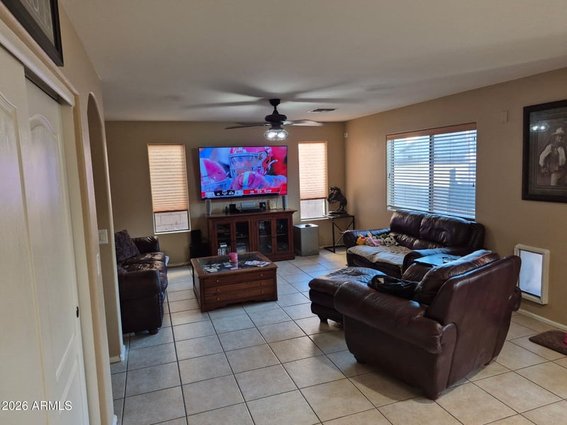 2411 Lucia Dr, Phoenix, AZ 85085