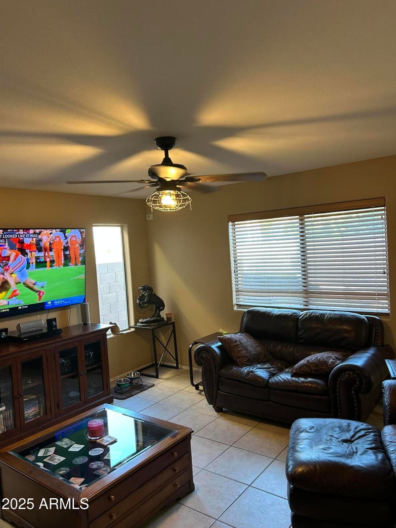 2411 Lucia Dr, Phoenix, AZ 85085