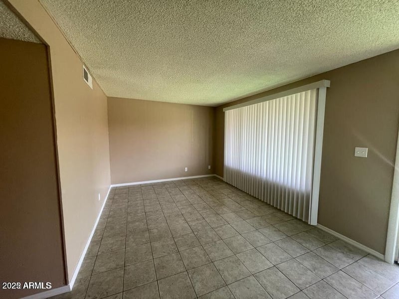2412 Campbell Ave #318, Phoenix, AZ 85015