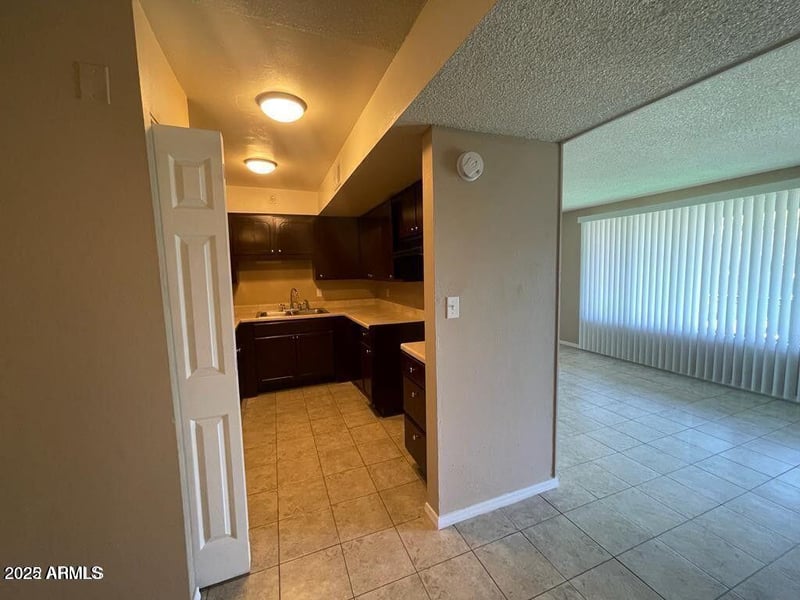 2412 Campbell Ave #318, Phoenix, AZ 85015