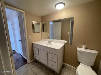 2412 Campbell Ave #318, Phoenix, AZ 85015