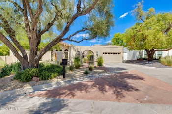 2412 E Solano Dr, Phoenix, AZ 85016
