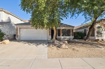 2412 Rosemonte Dr, Phoenix, AZ 85050