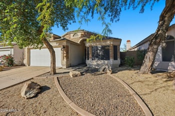 2412 Rosemonte Dr, Phoenix, AZ 85050