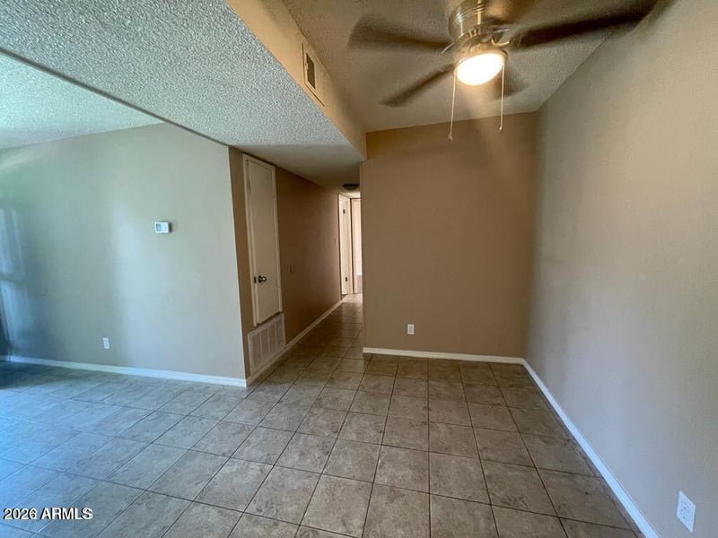 2412 Campbell Ave #318, Phoenix, AZ 85015