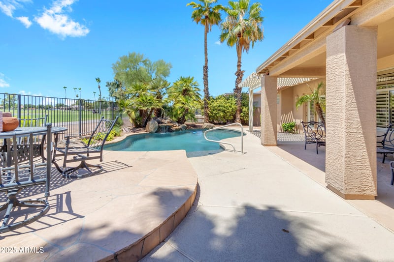 24126 Sunbrook Dr, Sun Lakes, AZ 85248